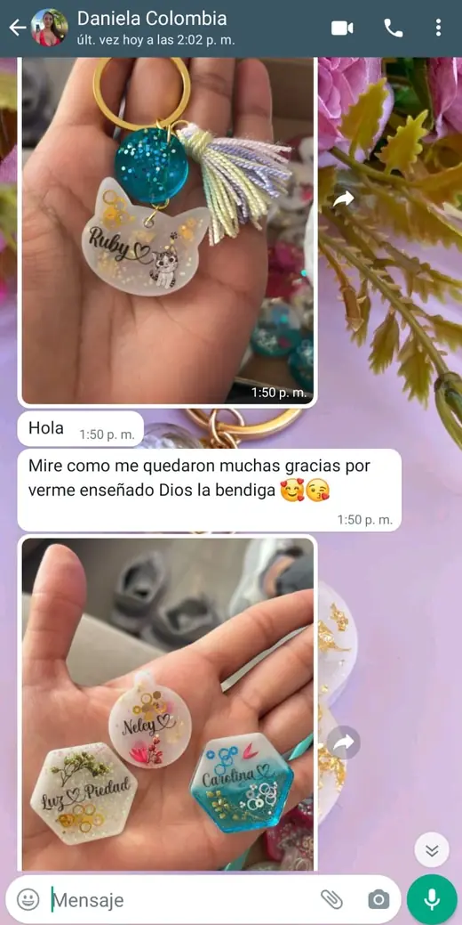 Captura real: Alumna de Colombia comparte sus llaveros